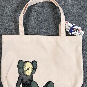 Kaws x Uniqlo tote bag